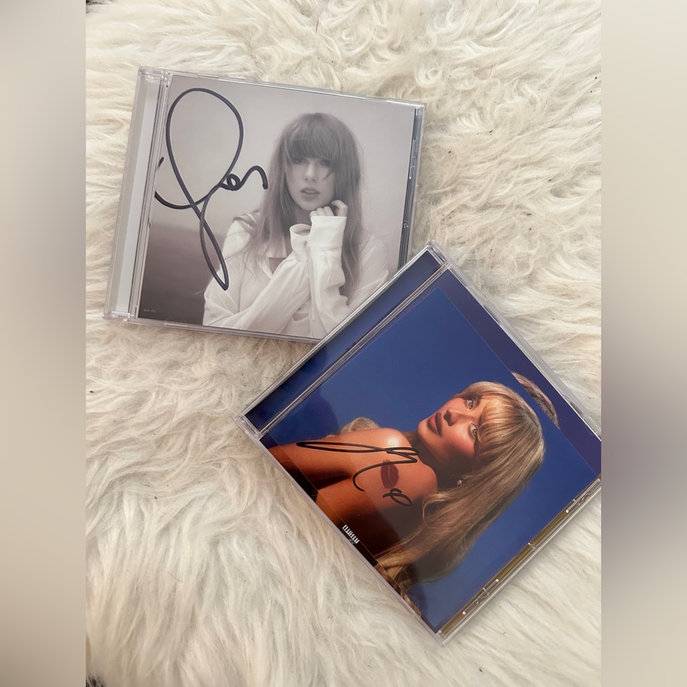 Signed TTPD and Short n Sweet CDs